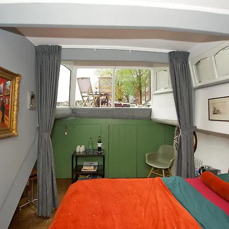 Center - Houseboat By Captain Ricard Πανσιόν Άμστερνταμ